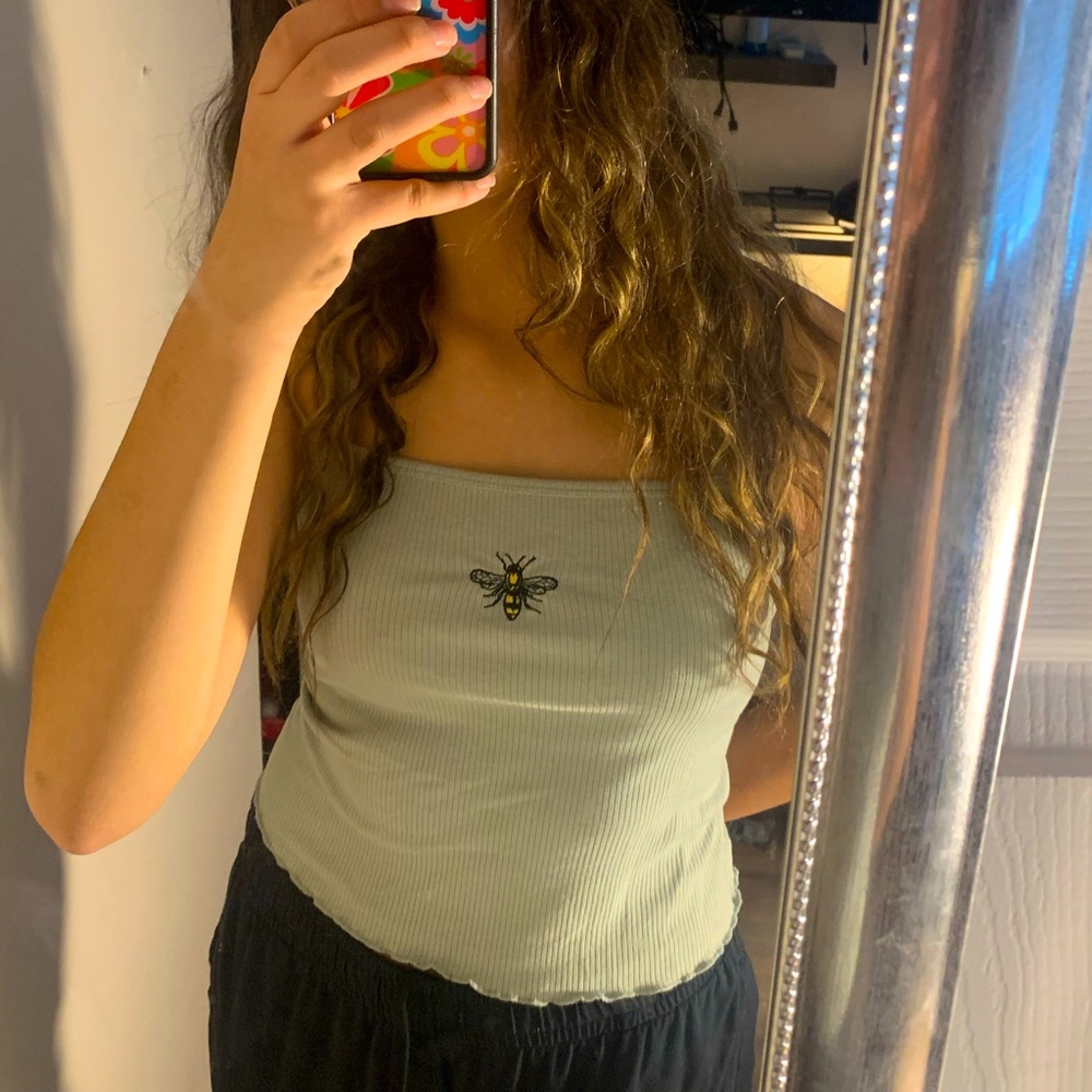 sage green bee tank top <3